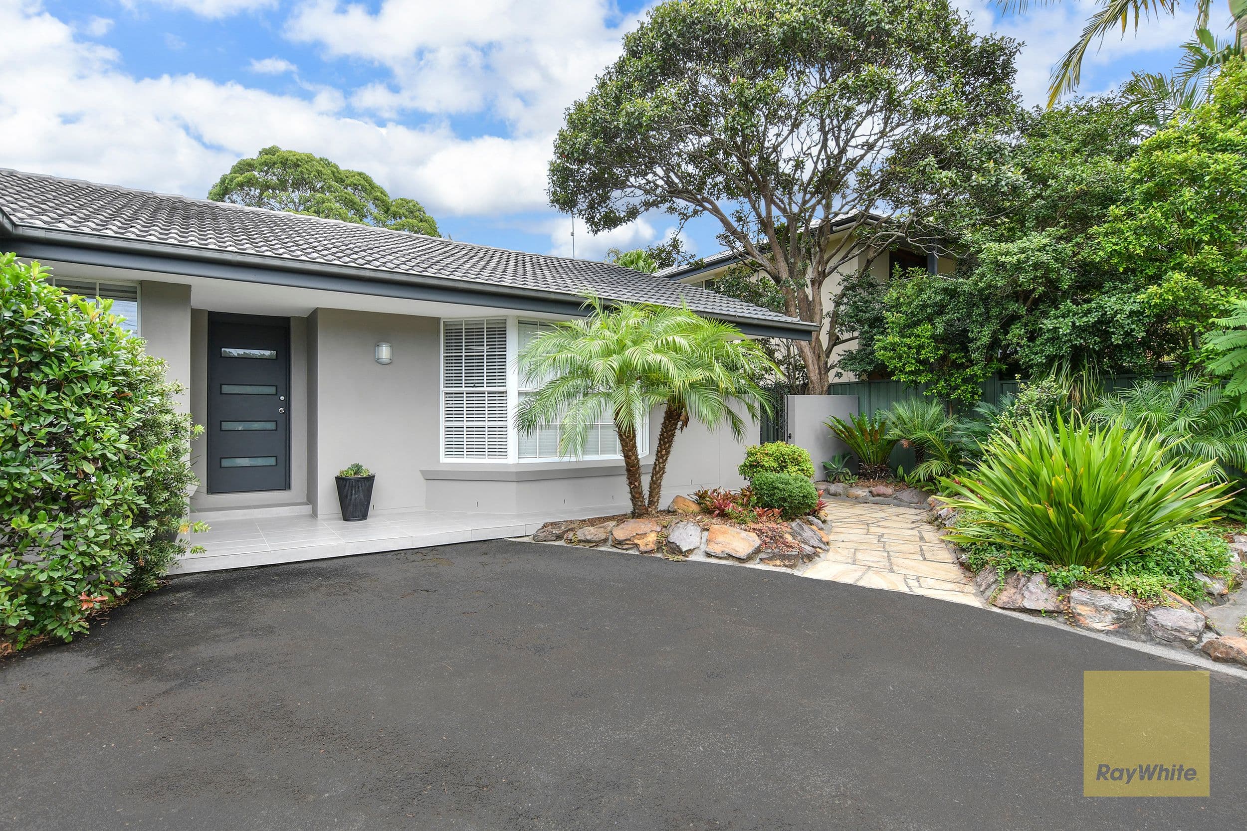 44 Myola Road, Umina Beach - Thumbnail 2