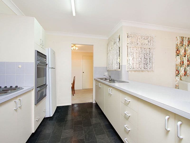 3 Farr Court, DAISY HILL QLD 4127, Daisy Hill - Thumbnail 2