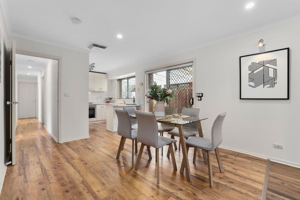 21 Trent Close, Werribee VIC 3030, Werribee - Thumbnail 6