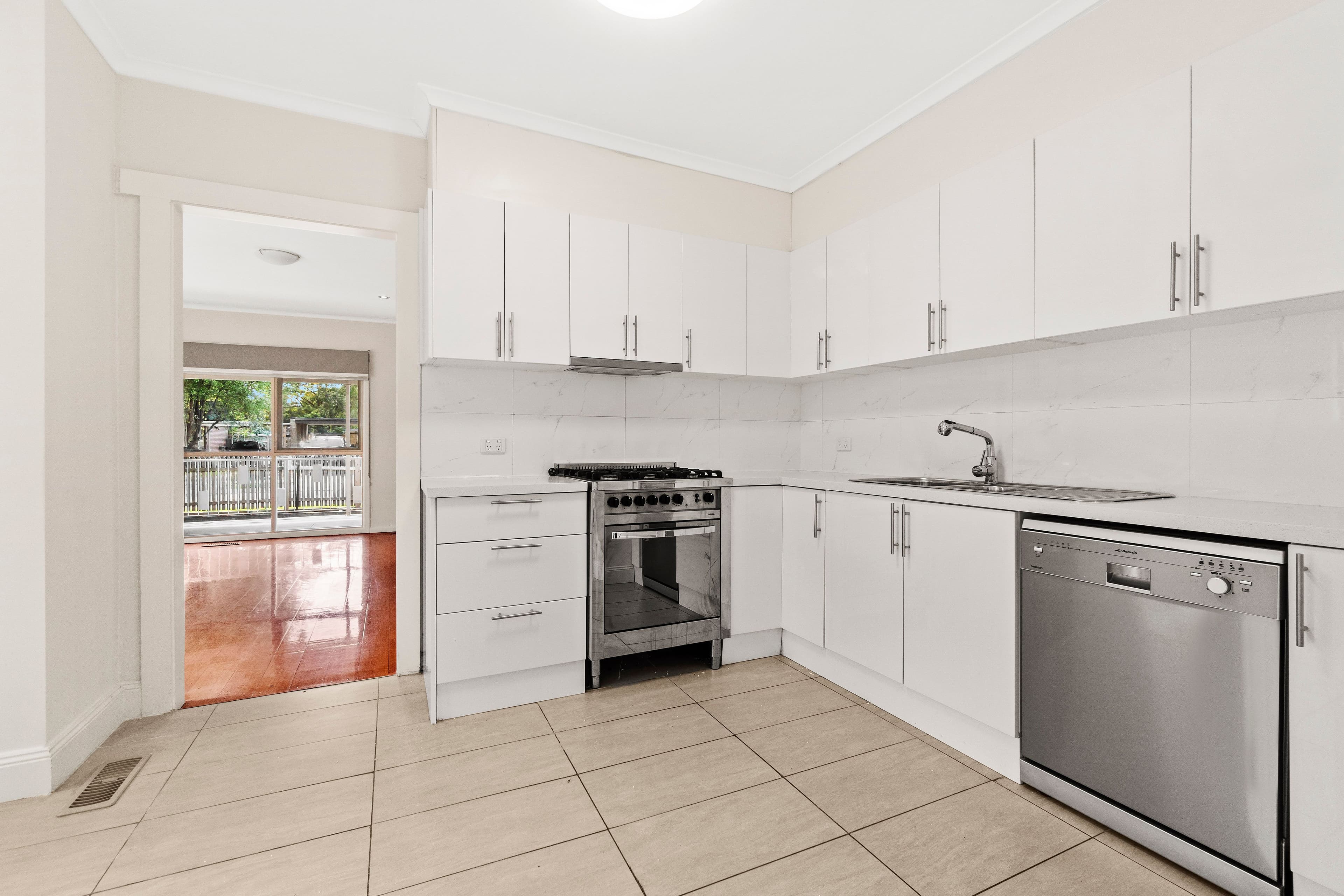 32 Fonteyn Drive, Wantirna South VIC 3152, Wantirna South - Thumbnail 5