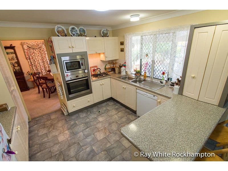 31 Agnew Avenue, Norman Gardens QLD 4701, Norman Gardens - Thumbnail 3