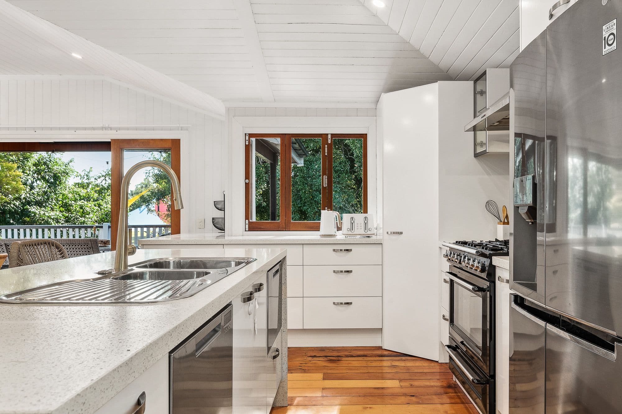 11 Dutton Street, Hawthorne QLD 4171, Hawthorne - Thumbnail 6