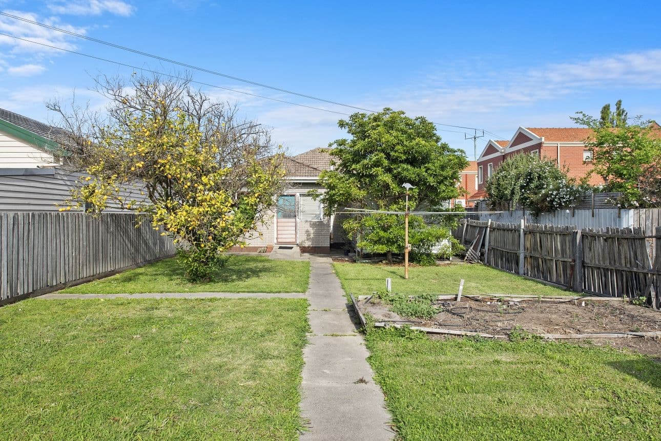 54 St Albans Road, East Geelong VIC 3219, East Geelong - Thumbnail 3