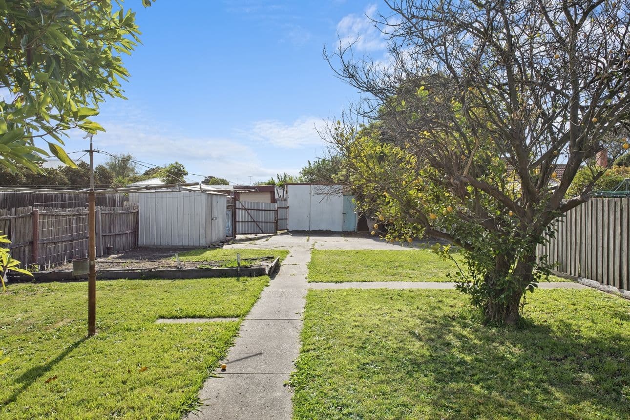 54 St Albans Road, East Geelong VIC 3219, East Geelong - Thumbnail 4