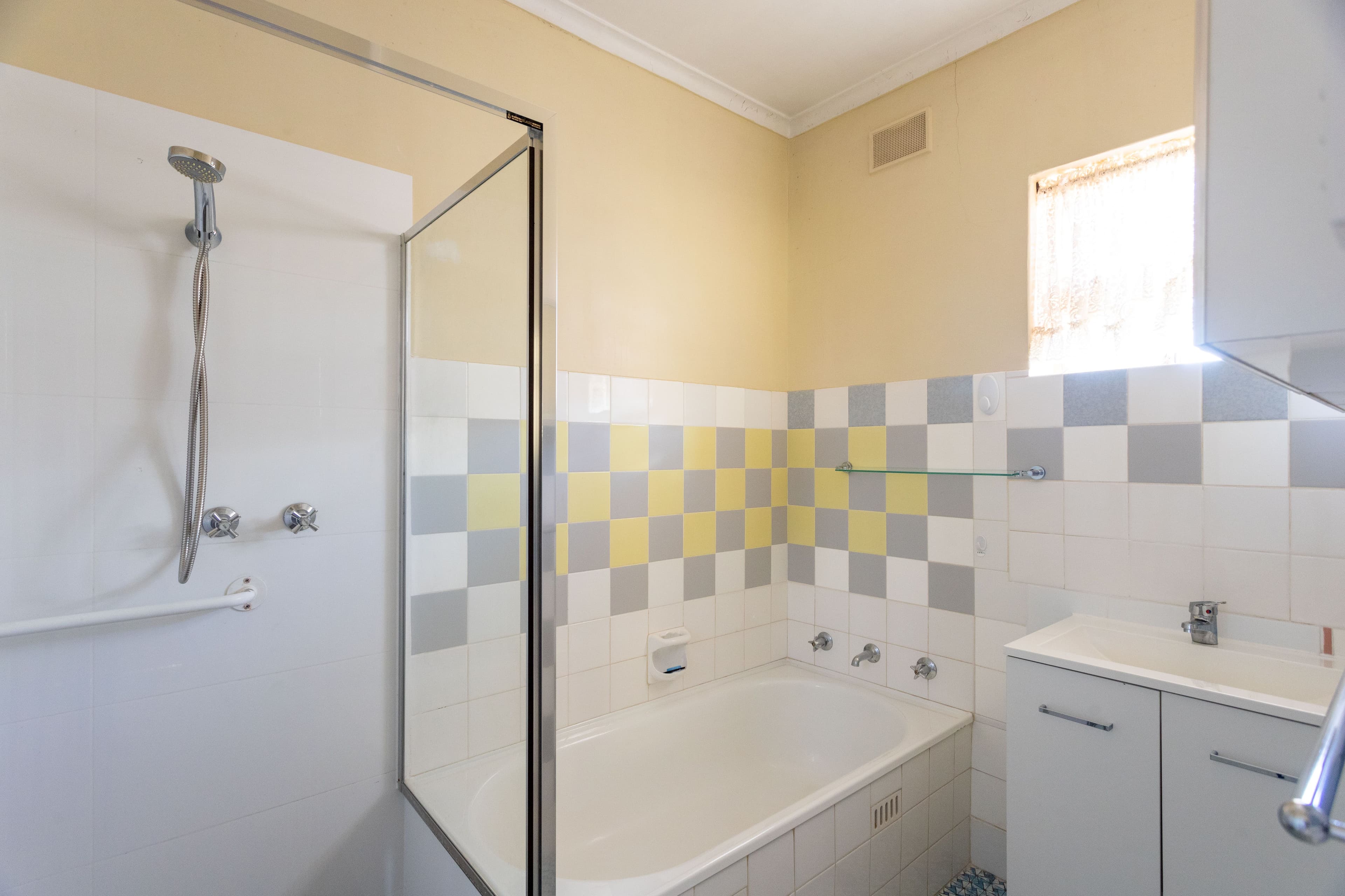 49 Tonkin Avenue, Barmera SA 5345, Barmera - Thumbnail 7