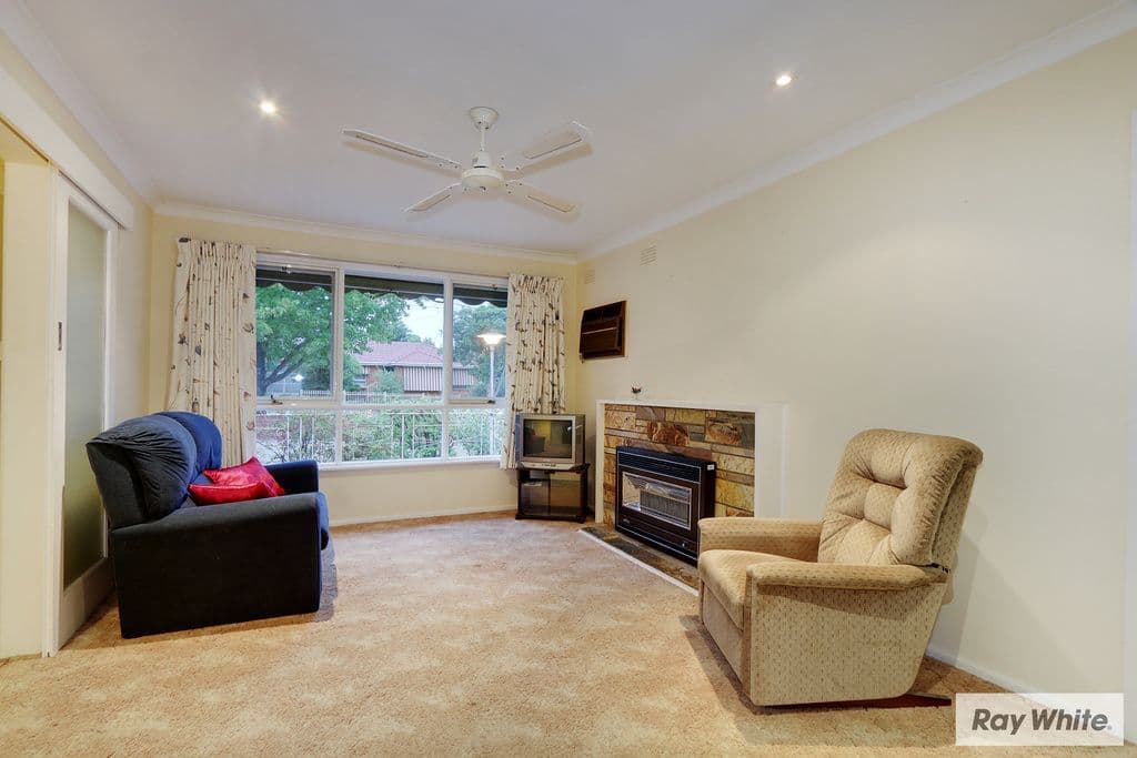 13 BRONHILL Road, RINGWOOD EAST VIC 3135, Ringwood East - Thumbnail 3