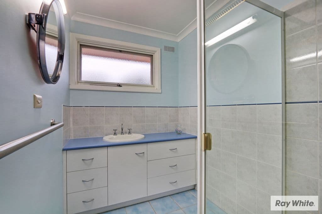 13 BRONHILL Road, RINGWOOD EAST VIC 3135, Ringwood East - Thumbnail 5