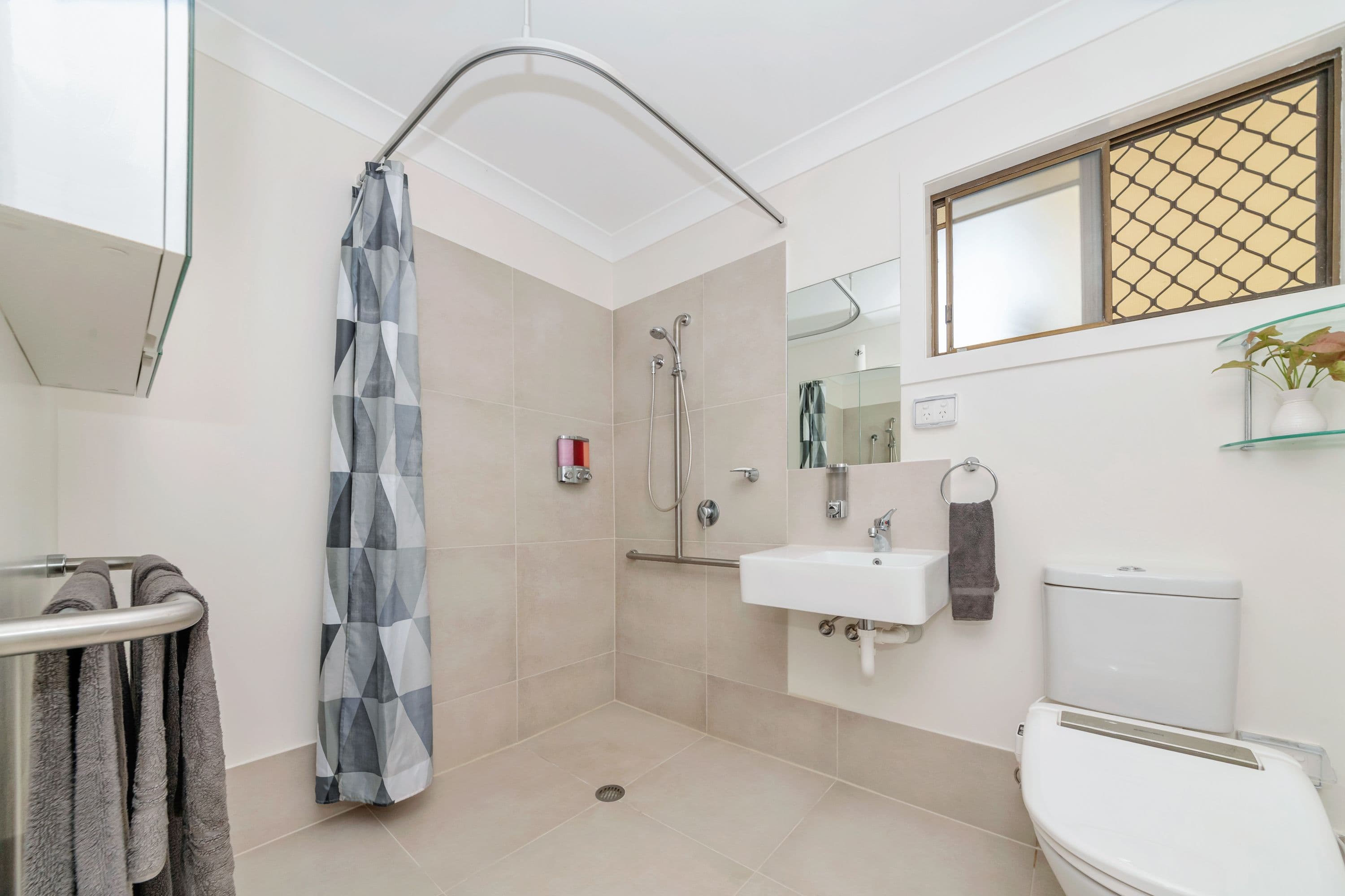 1418 Riverway Drive, Kelso QLD 4815, Kelso - Thumbnail 7