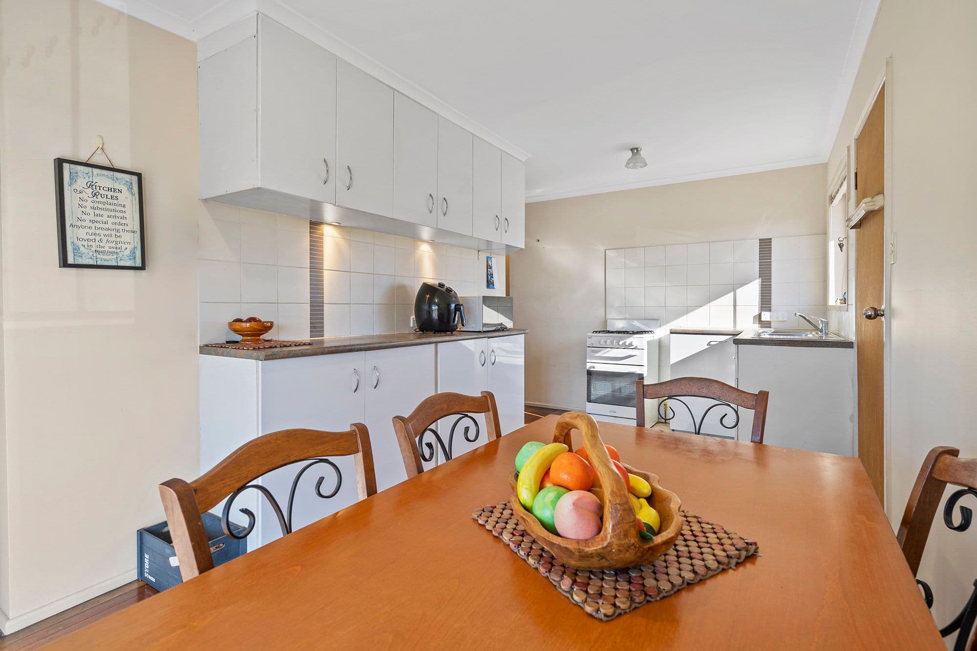 13 Station Road, Loganlea QLD 4131, Loganlea - Thumbnail 2