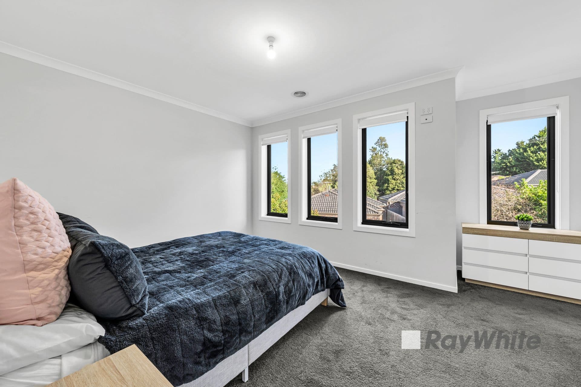 54 Innes Court, Berwick VIC 3806, Berwick - Thumbnail 8