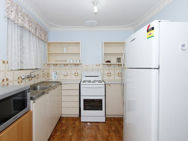 18 Maidstone Way, MORLEY WA 6062, Morley - Thumbnail 5