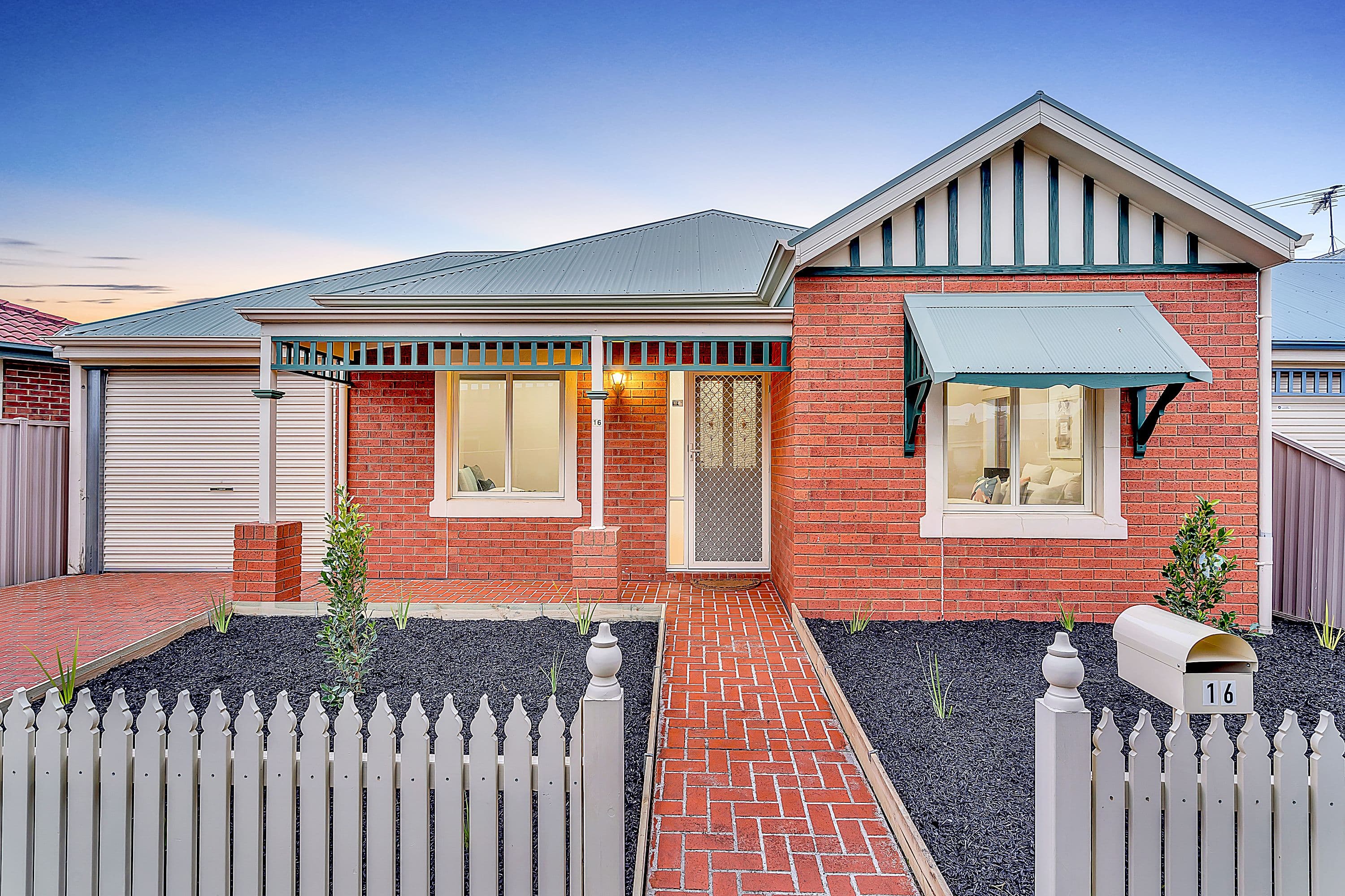 16 Goulburn Way, Craigieburn VIC 3064, Craigieburn - Image 1