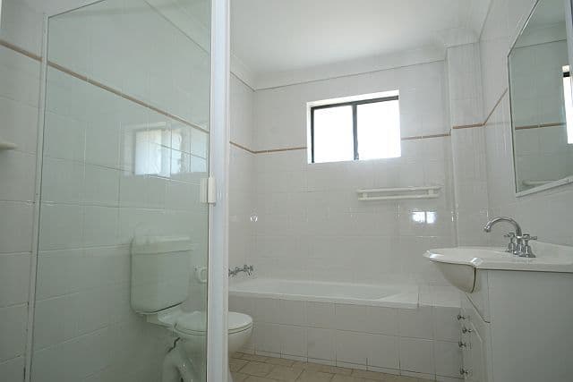 21 Weigand Avenue, BANKSTOWN NSW 2200, Bankstown - Thumbnail 3