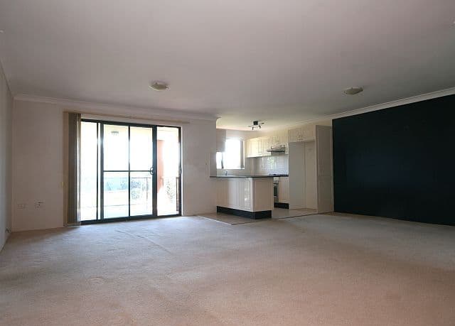 21 Weigand Avenue, BANKSTOWN NSW 2200, Bankstown - Thumbnail 5