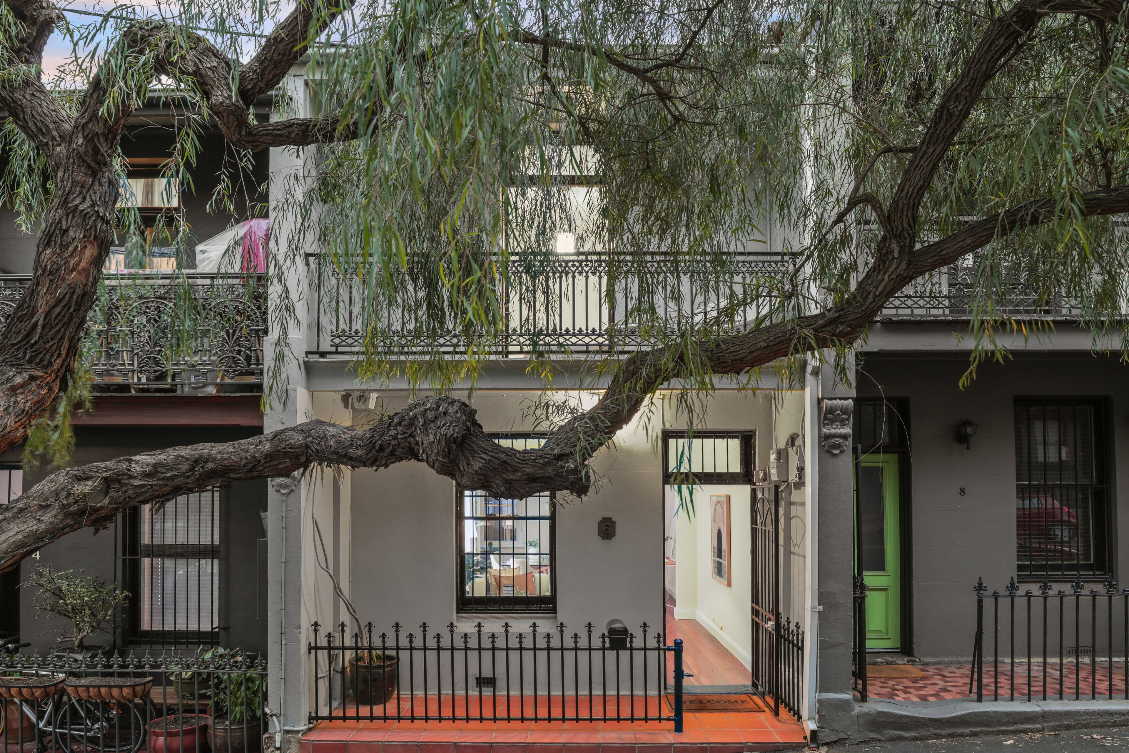 6 Lyndhurst Street, Glebe - Image 1