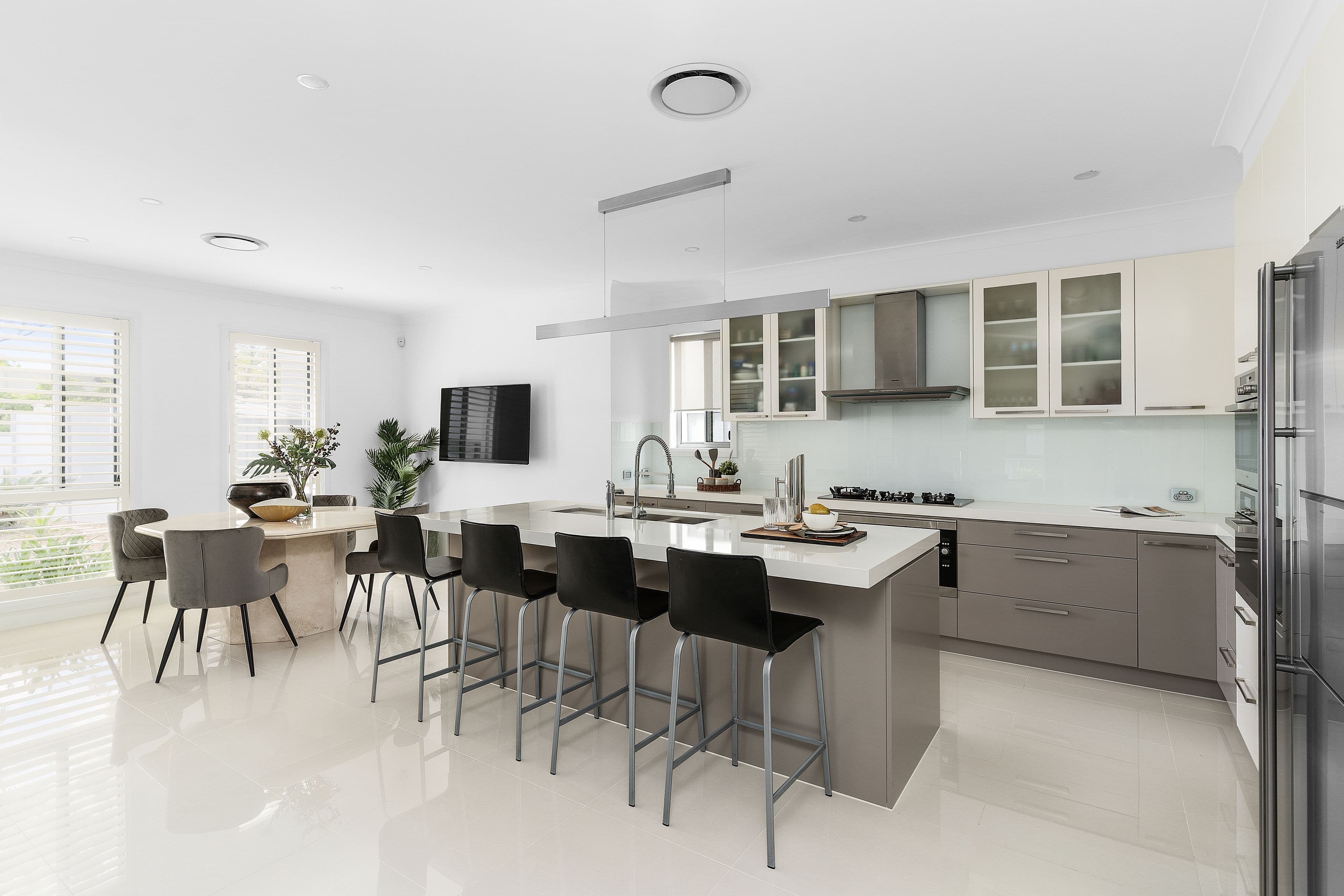 28 Bridgeview Circuit, Bella Vista NSW 2153, Bella Vista - Thumbnail 2