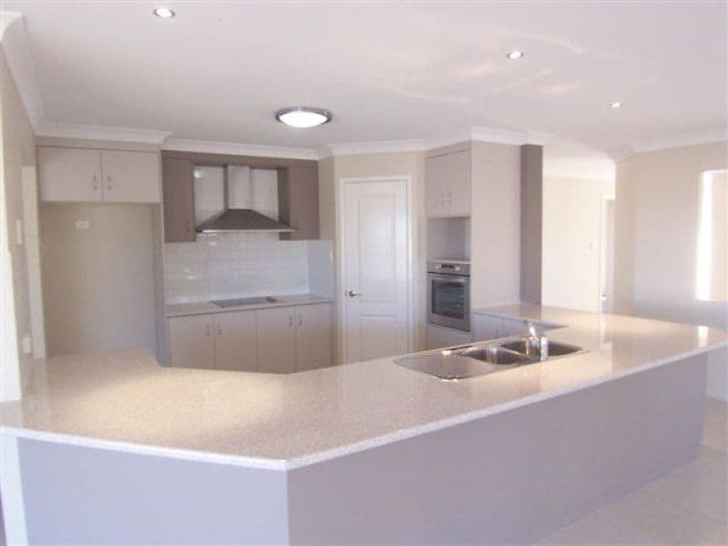 8 Bunkers Hill School Road, WESTBROOK QLD 4350, Westbrook - Thumbnail 4