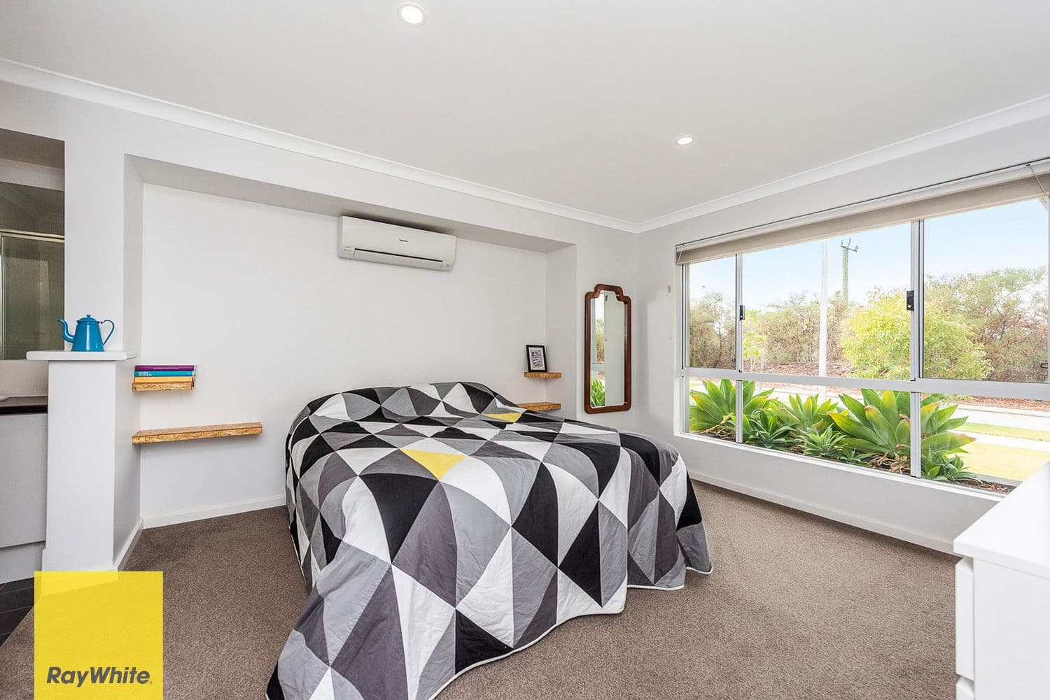 41 Andromeda Loop, Landsdale WA 6065, Landsdale - Thumbnail 2