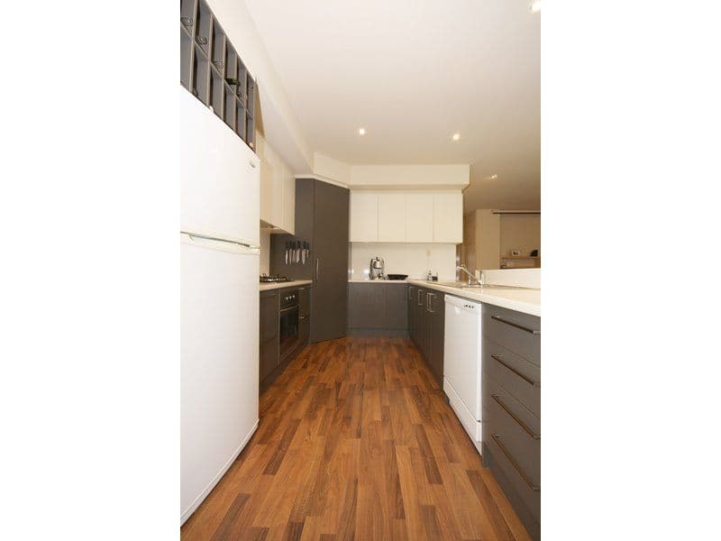 8 Mossman Street, MAWSON LAKES SA 5095, Mawson Lakes - Thumbnail 8