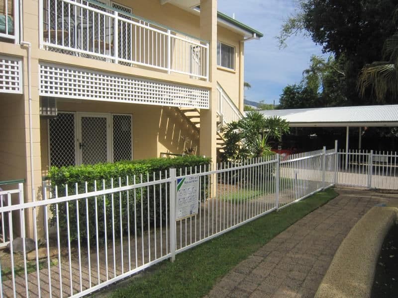 18 Rose Street, WESTCOURT QLD 4870, Westcourt - Thumbnail 2