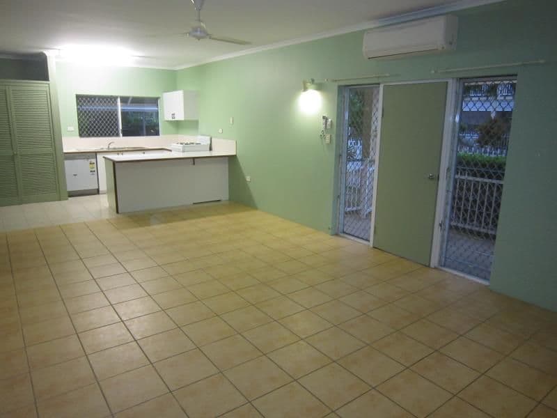 18 Rose Street, WESTCOURT QLD 4870, Westcourt - Thumbnail 4