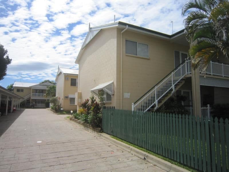 18 Rose Street, WESTCOURT QLD 4870, Westcourt - Thumbnail 6