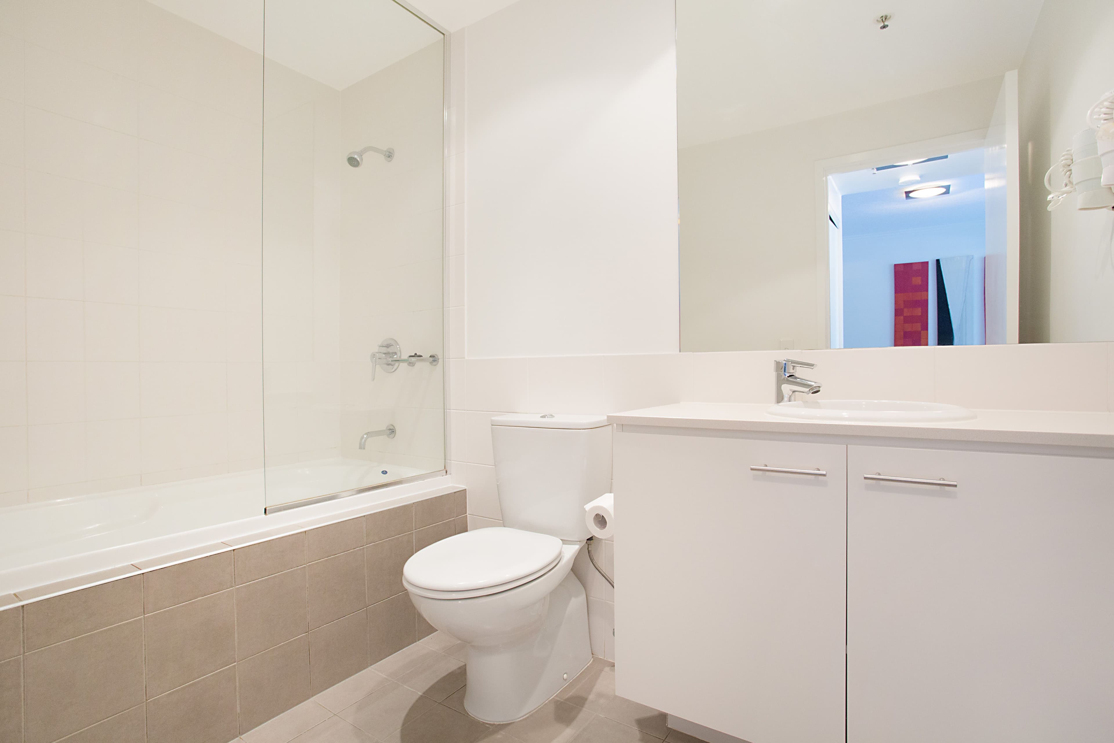 2013 'Freshwater Point'  33 T E Peters Drive, Broadbeach Waters QLD 4218, Broadbeach Waters - Thumbnail 6