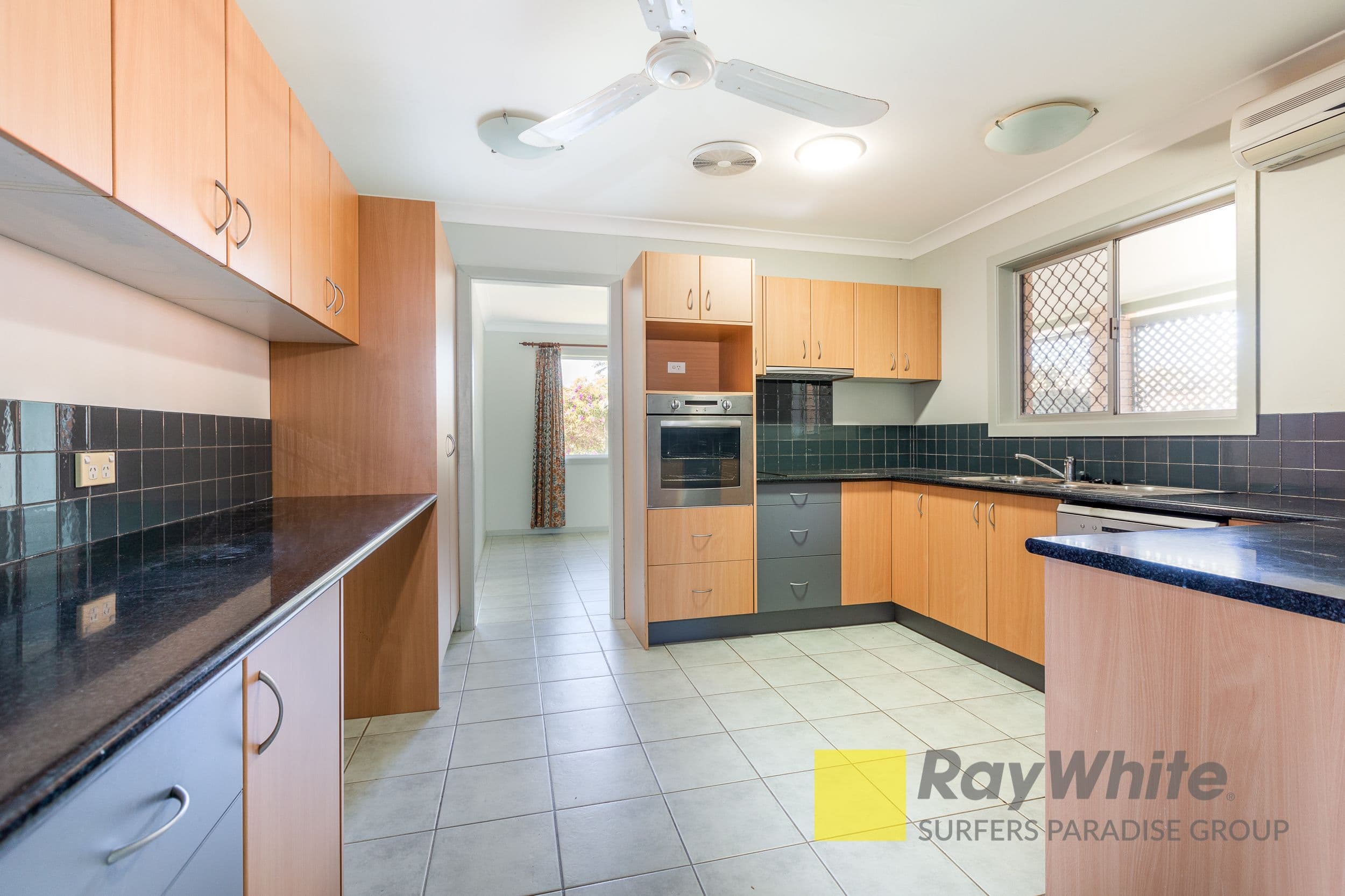 19 Bambarra Street, Southport QLD 4215, Southport - Thumbnail 4
