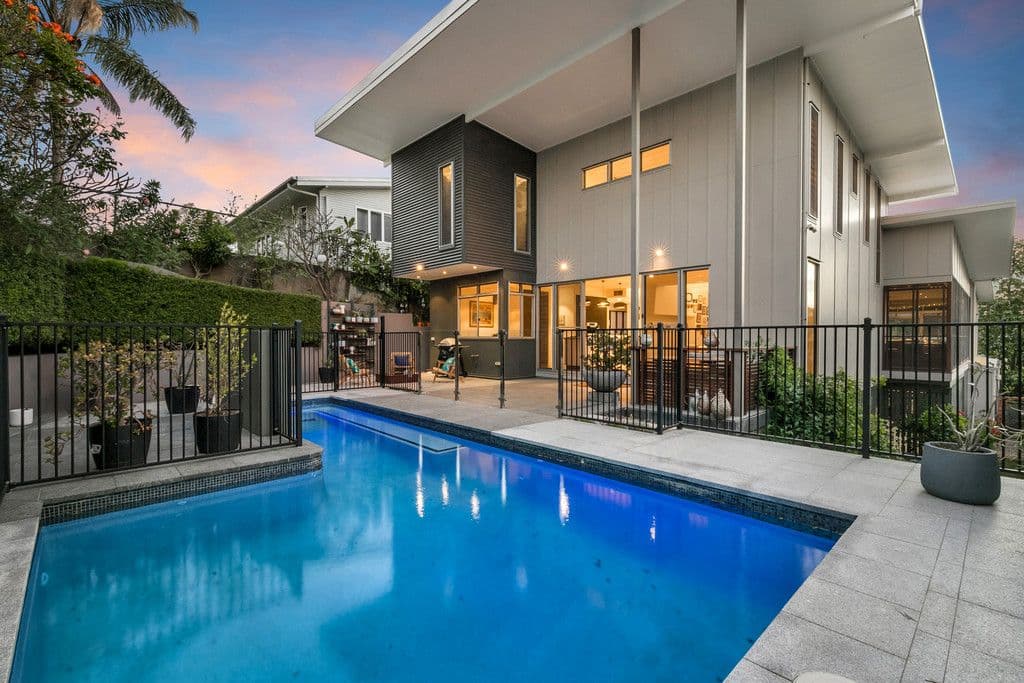 5 Yvonne Street, Yeronga QLD 4104, Yeronga - Image 1
