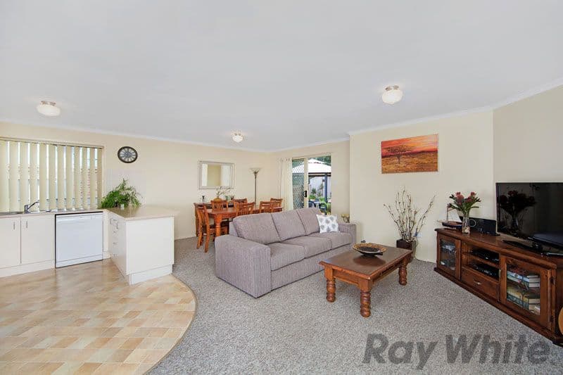 10 Winchester Drive, LAKE MUNMORAH NSW 2259, Lake Munmorah - Thumbnail 3