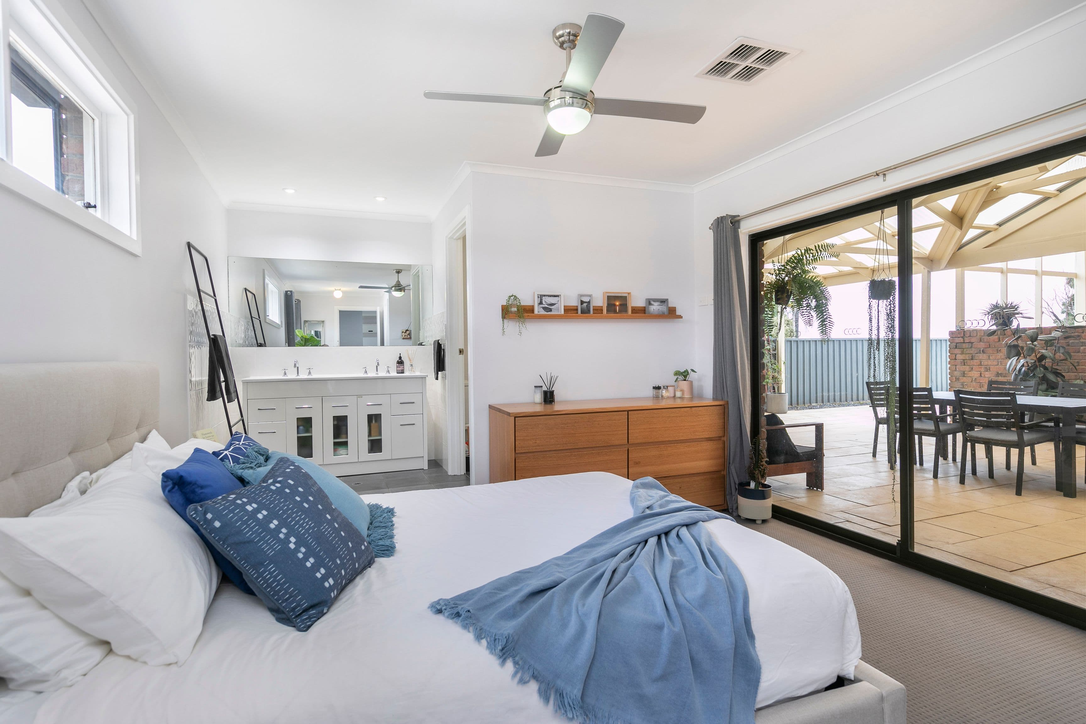 8 Blaxland Avenue, Wynn Vale SA 5127, Wynn Vale - Thumbnail 3