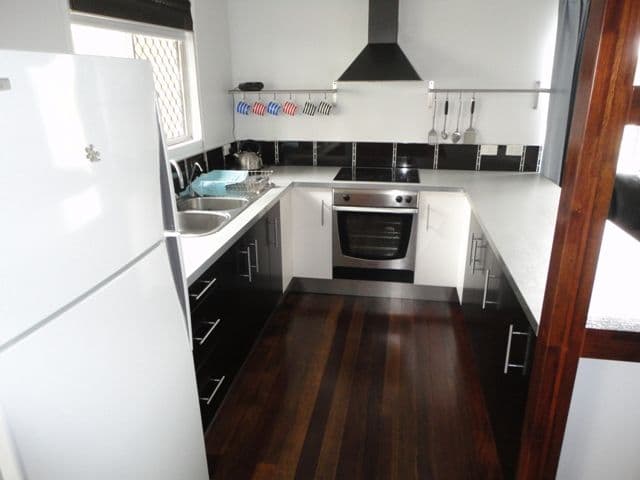 98 Keogh Street, WEST IPSWICH QLD 4305, West Ipswich - Thumbnail 3