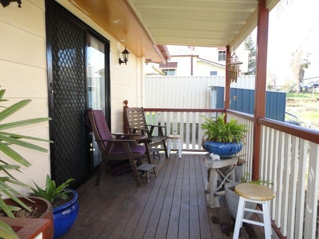 98 Keogh Street, WEST IPSWICH QLD 4305, West Ipswich - Thumbnail 4