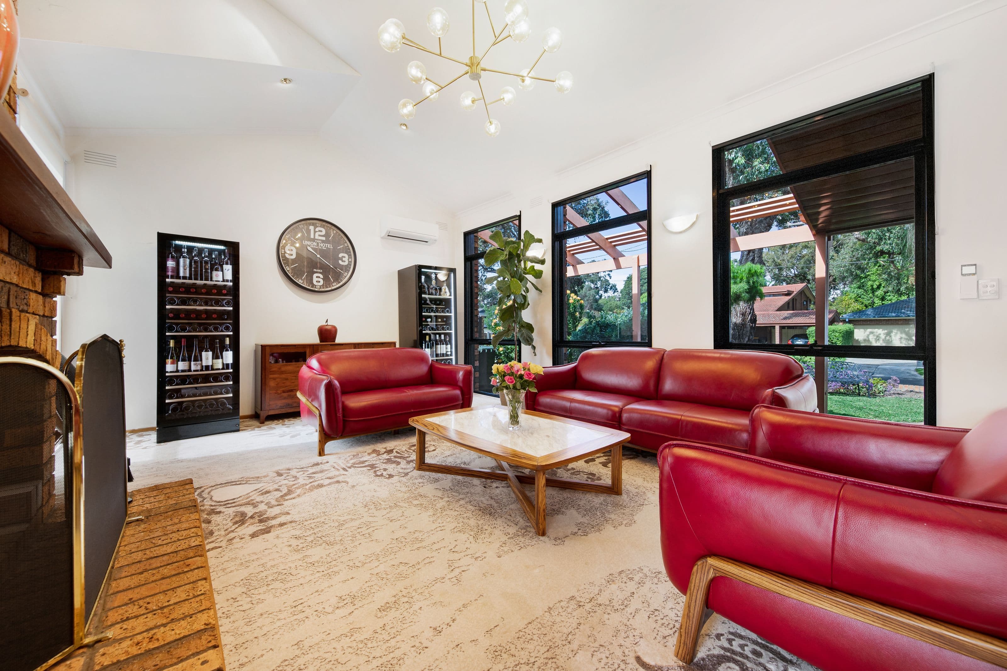 16 Appletree Drive, Glen Waverley VIC 3150, Glen Waverley - Thumbnail 2