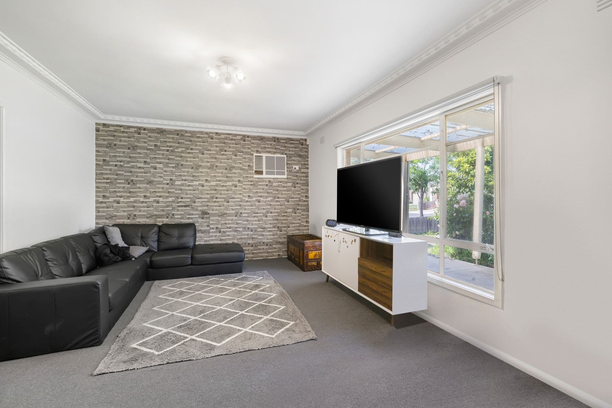 61 Wyndham Street, Werribee VIC 3030, Werribee - Thumbnail 3