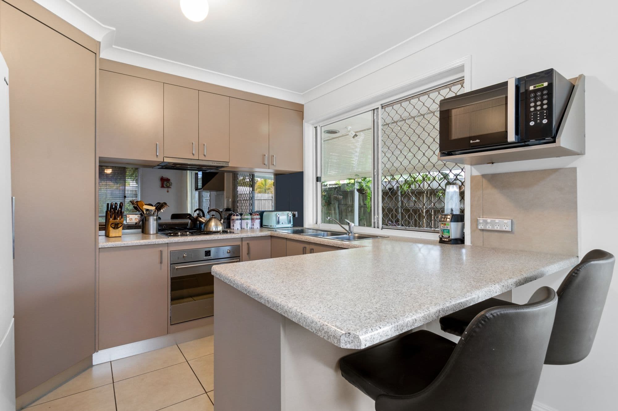 10 Huntington Court, Deception Bay QLD 4508, Deception Bay - Thumbnail 3