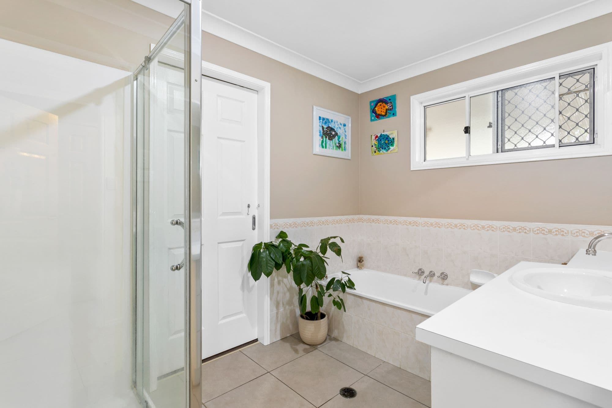 10 Huntington Court, Deception Bay QLD 4508, Deception Bay - Thumbnail 8
