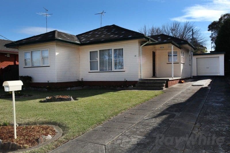 21 Mitchell Street, SOUTH PENRITH NSW 2750, South Penrith - Thumbnail 2