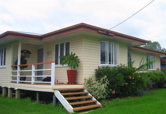 76 Bowen Street, ROMA QLD 4455, Roma - Image 1