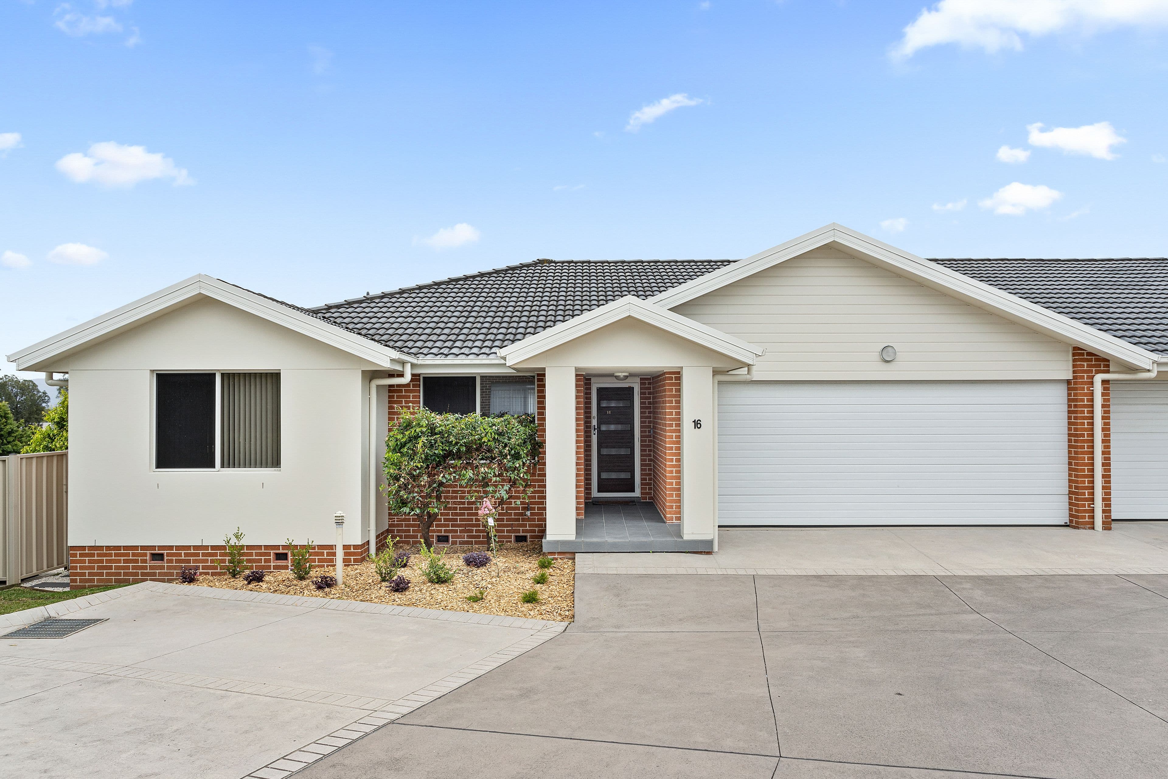16/34 Albatross Drive, Blackbutt NSW 2529, Blackbutt - Image 1