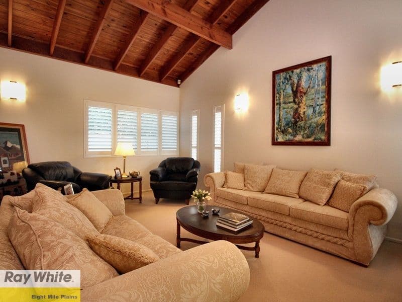 64 Oakleaf Street, Eight Mile Plains QLD 4113, Eight Mile Plains - Thumbnail 3