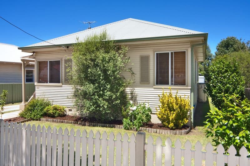 6 Fleet Street, West Wodonga VIC 3690, West Wodonga - Image 1