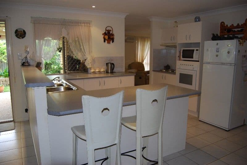 9 Bridgeman Place, FOREST LAKE QLD 4078, Forest Lake - Thumbnail 2