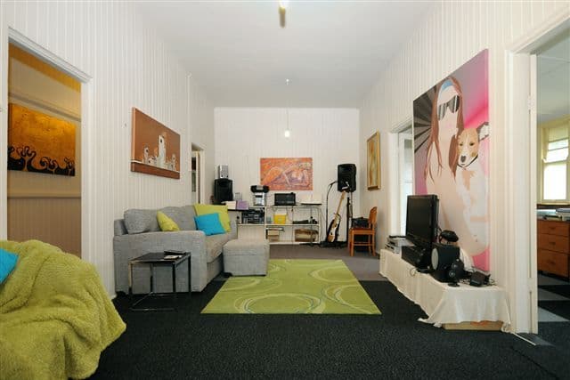 77-79 Mocatta Street, GOOMBUNGEE QLD 4354, Goombungee - Thumbnail 2