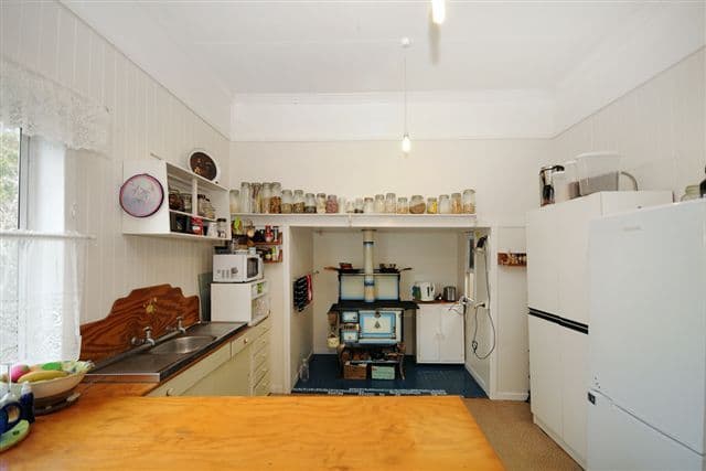 77-79 Mocatta Street, GOOMBUNGEE QLD 4354, Goombungee - Thumbnail 3