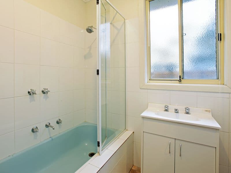 101 Corinella Street, BELL POST HILL VIC 3215, Bell Post Hill - Thumbnail 7