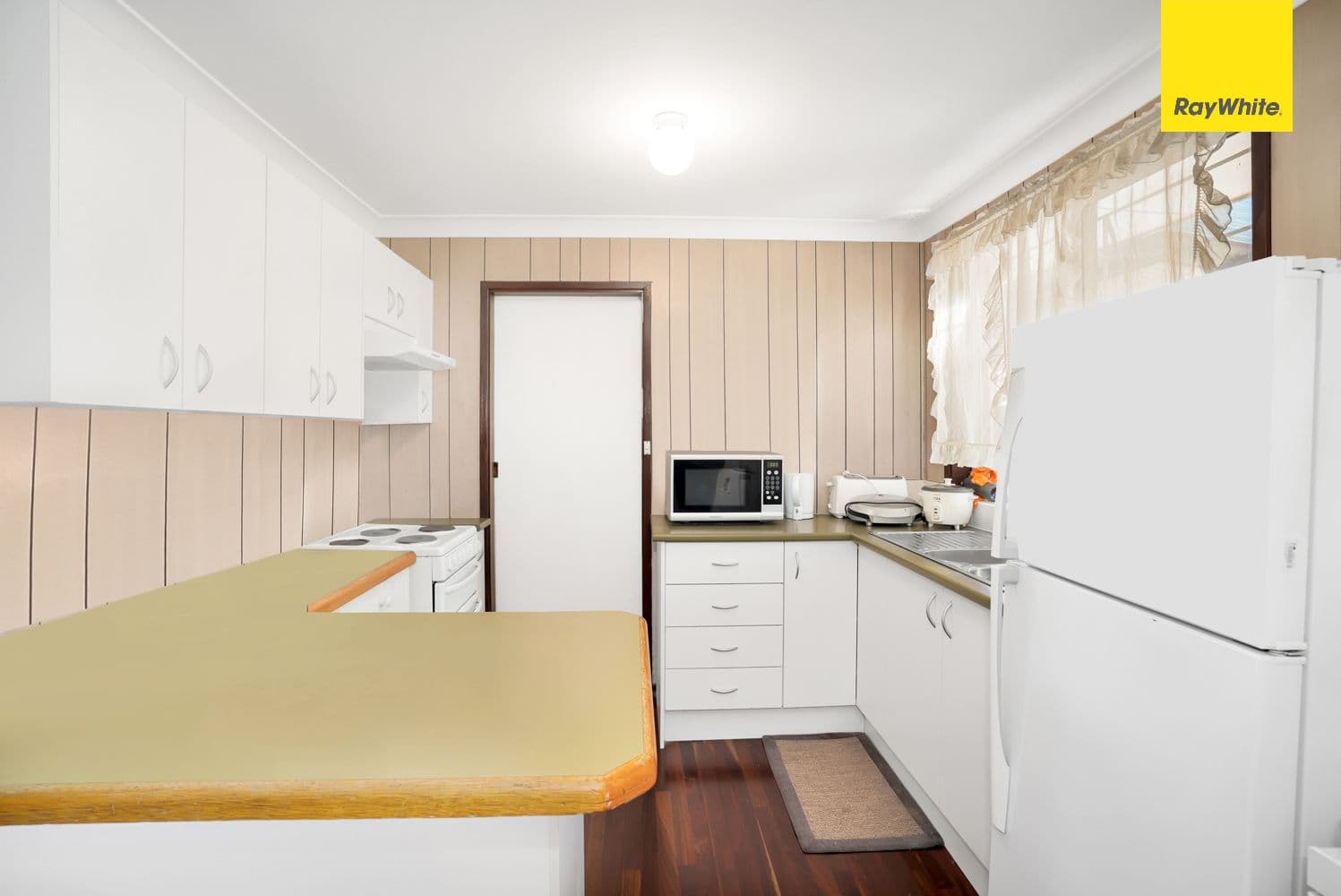 28 Narcissus Avenue, Quakers Hill NSW 2763, Quakers Hill - Thumbnail 4