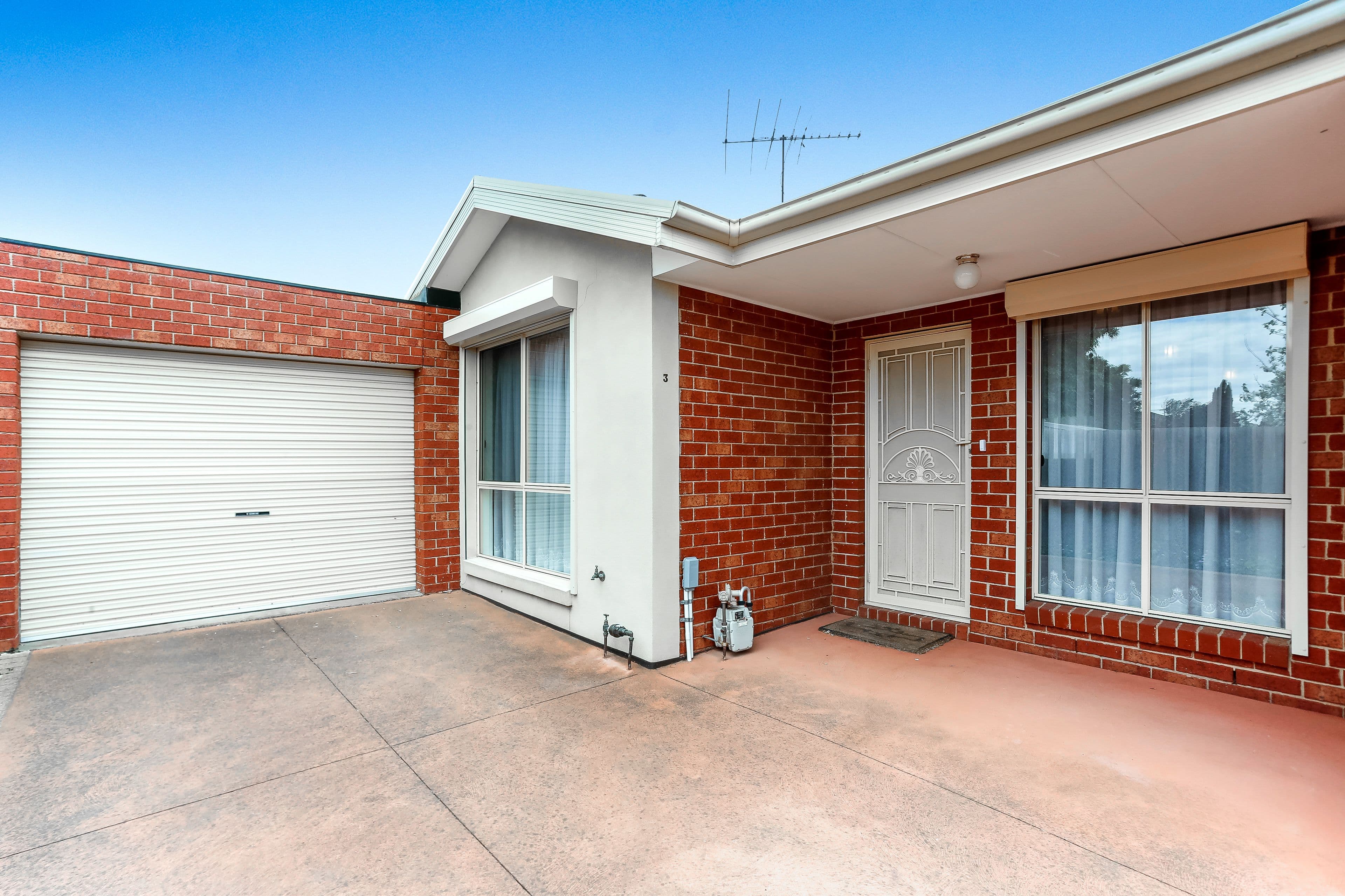 40 Lytton Street, Glenroy VIC 3046, Glenroy - Thumbnail 2