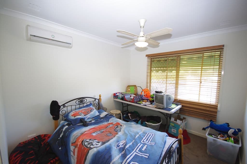44 Swincer Way, KOONDOOLA WA 6064, Koondoola - Thumbnail 5