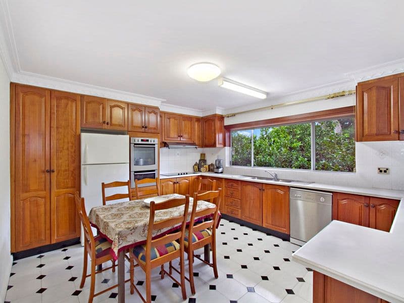 12 Coolgardie Place, SUTHERLAND NSW 2232, Sutherland - Thumbnail 2